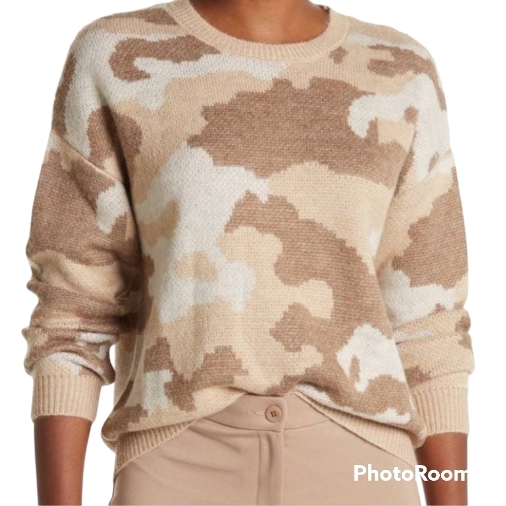 Lucky Brand Cream and Tan Camo Crewneck Wool Blend Drop Shoulder Sweater Small‎